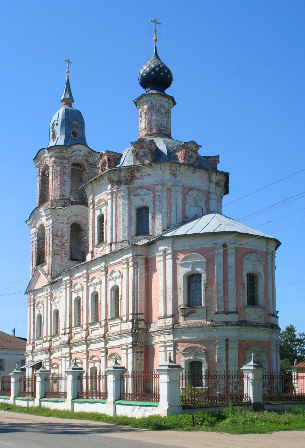 Ансамбль церкви Воскресения Христова (Варваринской) (Нерехта)