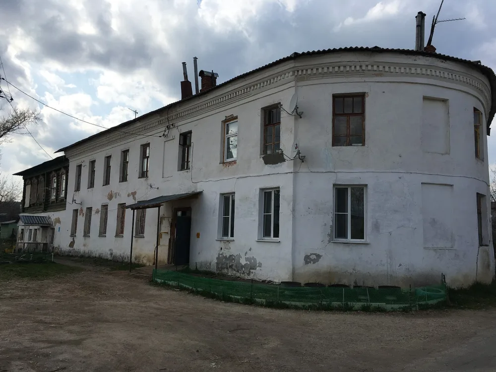 Советская площадь 5, Дом наследников купцов Жукова и Стрепихеева