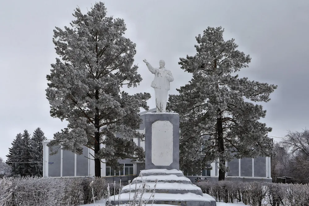 Памятник В.И. Ленину (Оконешниково)