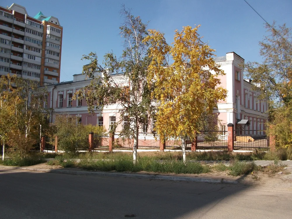Здание городской больницы (Улан-Удэ)