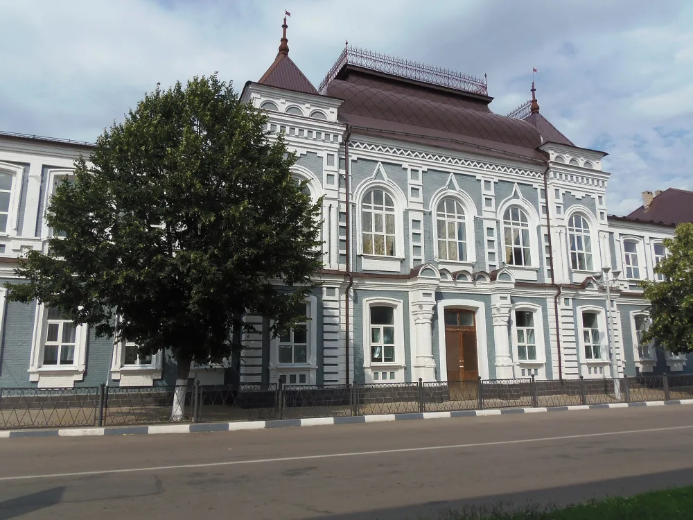 Здание женской гимназии