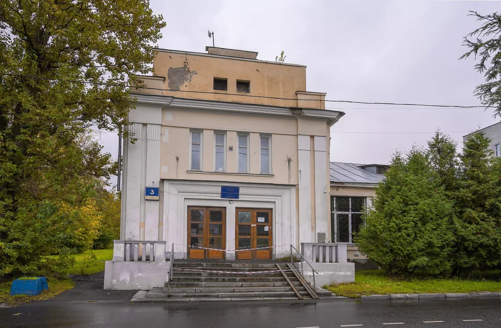 Западная улица, 3