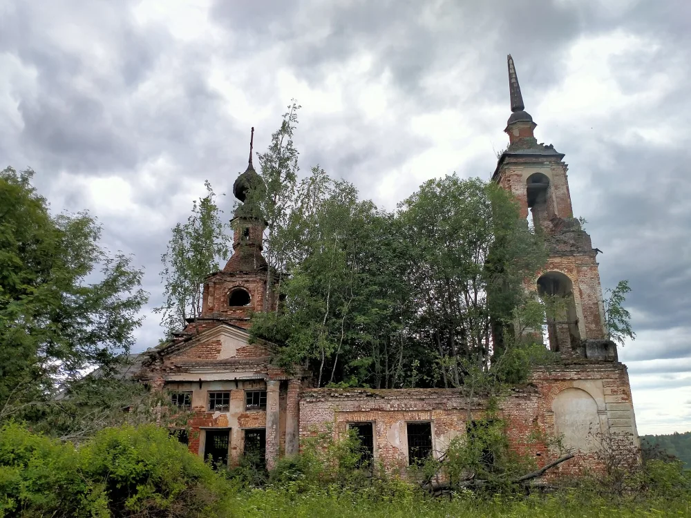 Церковь Успения (Михали)