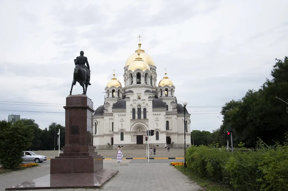 Площадь Ермака