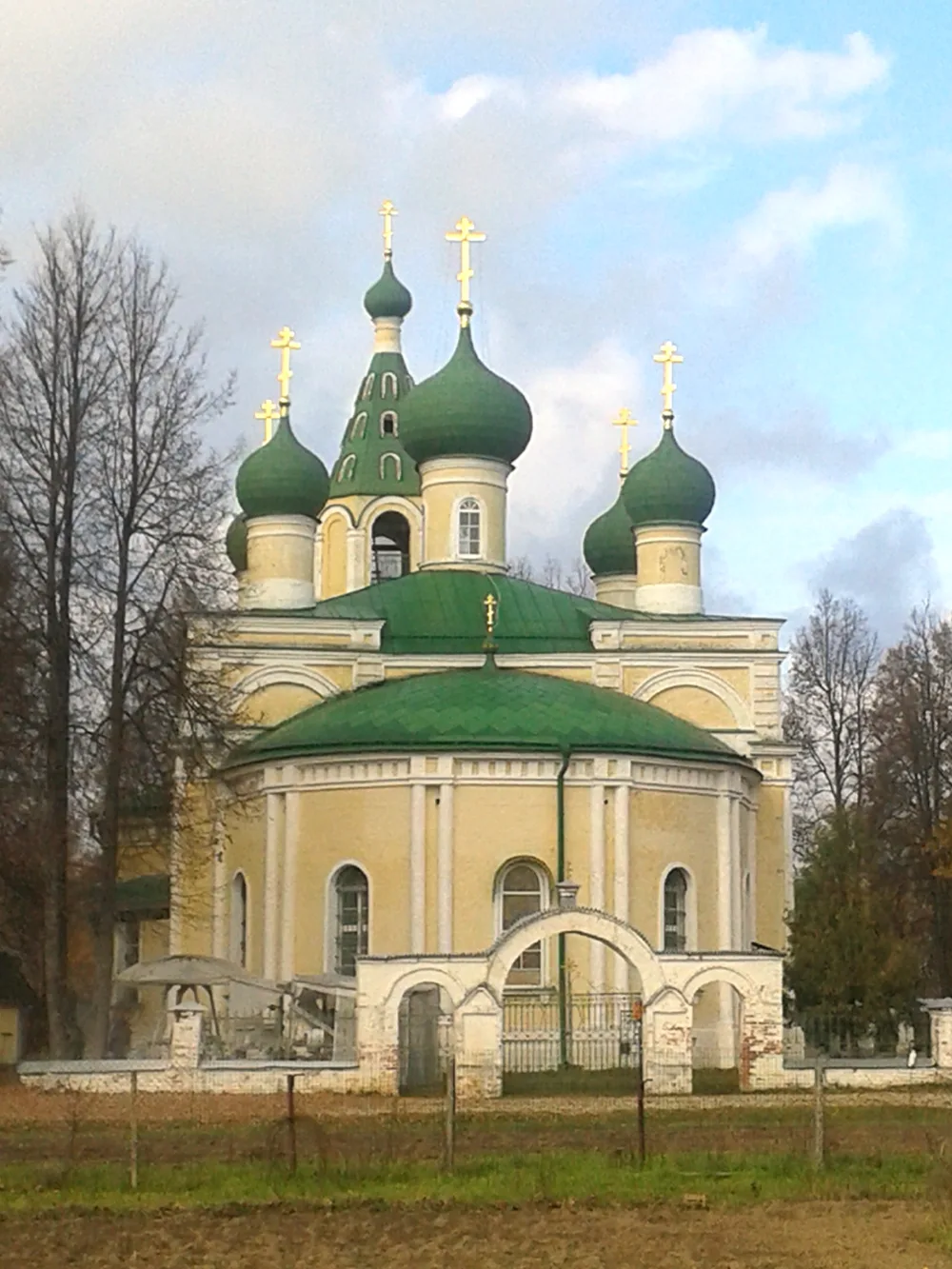 Комплекс церкви Дмитрия Солунского (Аксёново)
