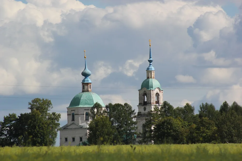 Церковь (Флорищи)