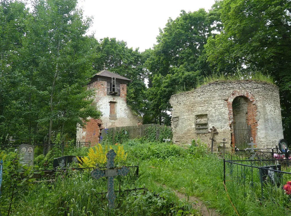 Церковь Благовещения Пресвятой Богородицы (на кладбище) (Ропша)