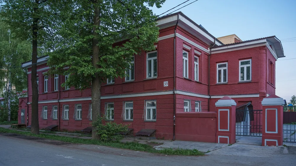 Здание купца Волкова (Глазов)