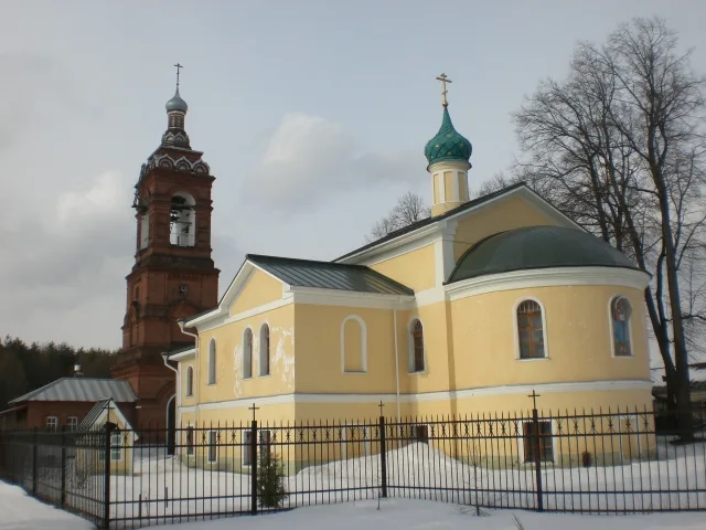 Церковь Святого Духа Утешителя Параклита (Смена)