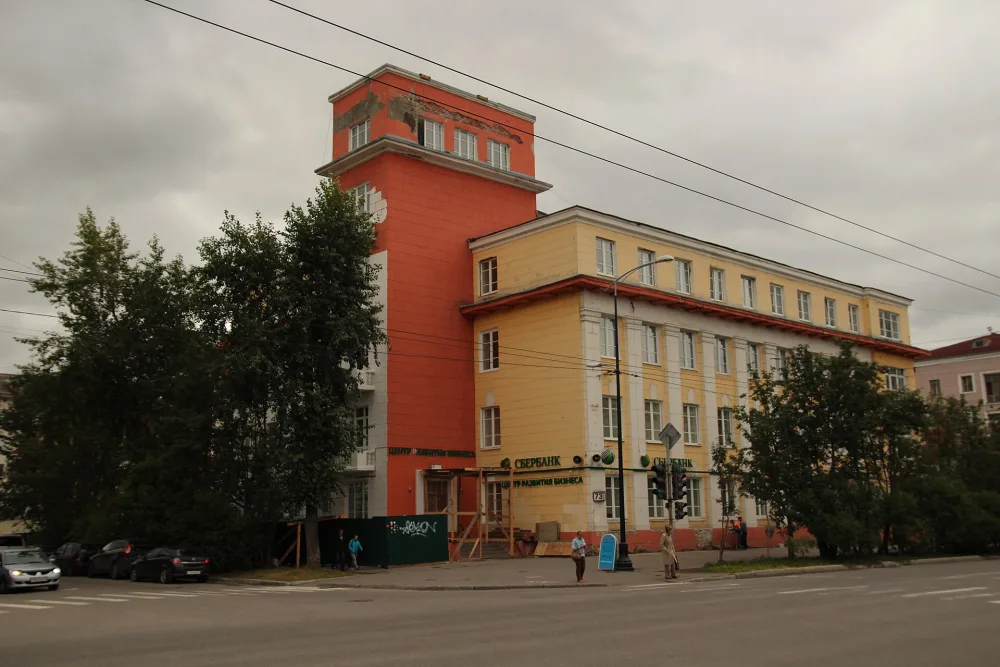 Здание военного госпиталя