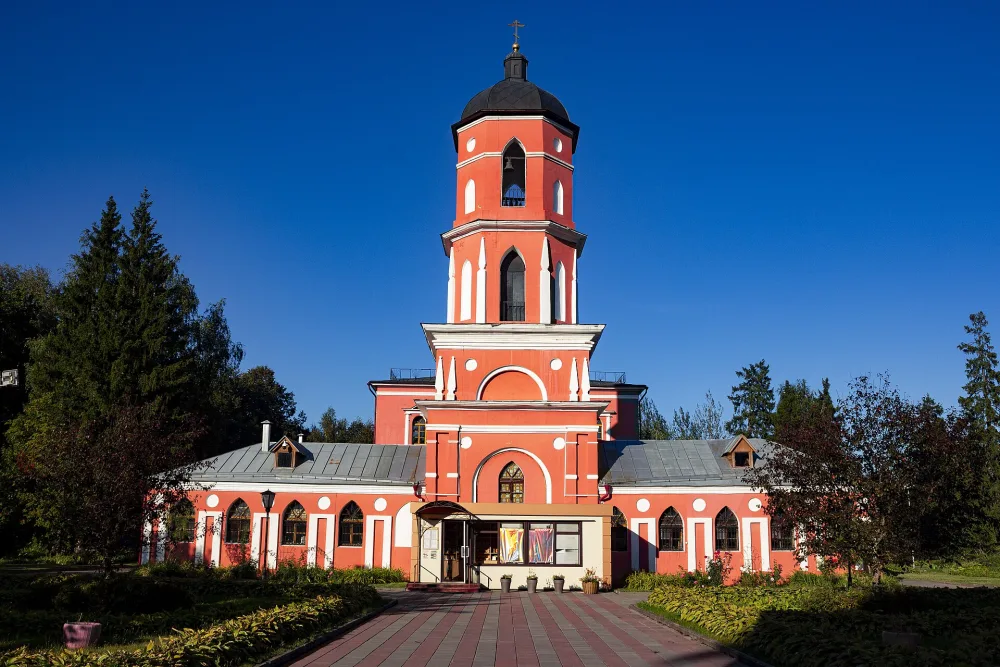 Никольская церковь в Ржавках