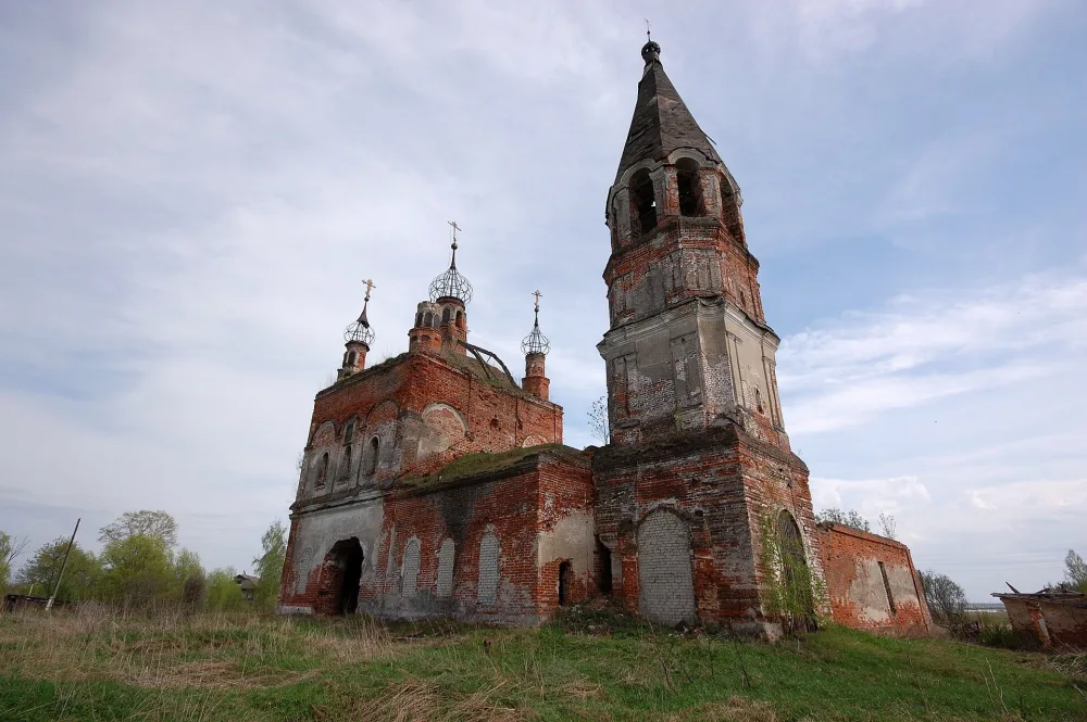 Церковь Рождества Богородицы с колокольней