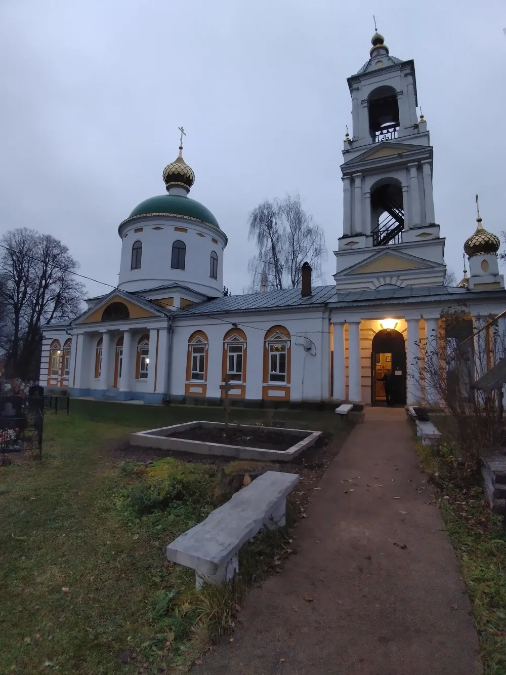Церковь Введения (Троицы) (Введенье (бывшее с. Введенское на средней Которосли))
