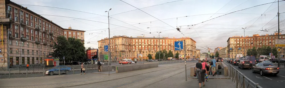 Заневская площадь