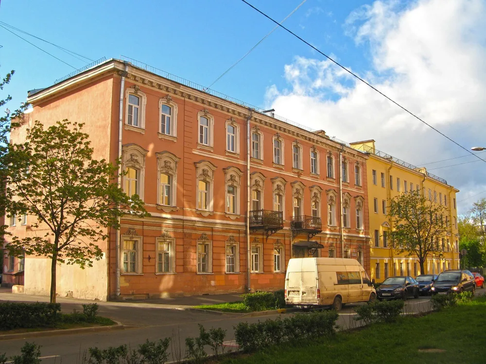 Жилой дом купца Назовцева