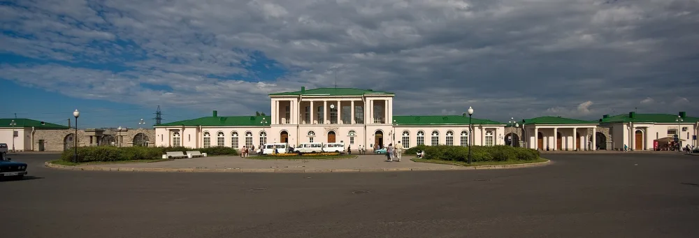 Привокзальная площадь (Пушкин)