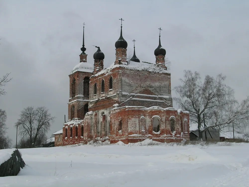 Троицкая церковь с колокольней