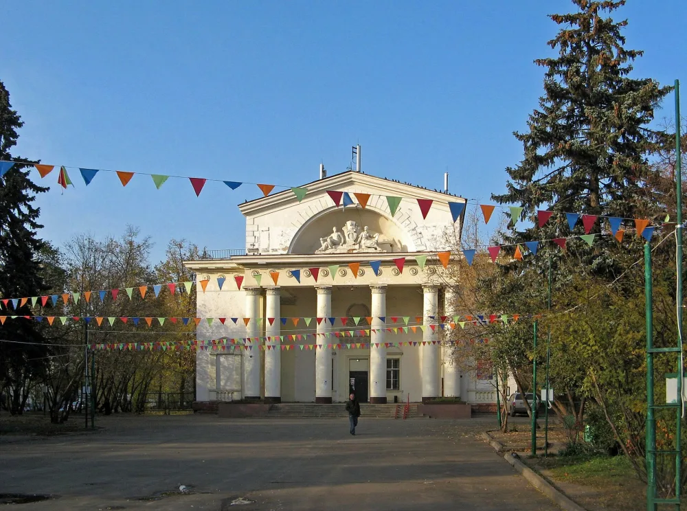 Измайловская площадь 1А