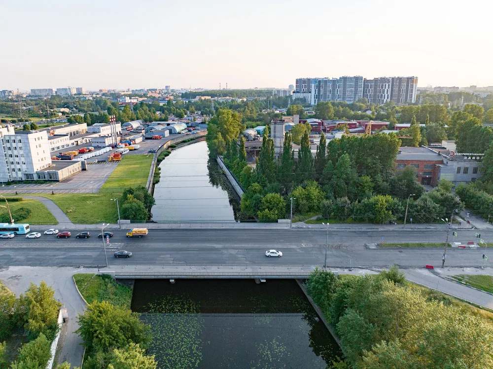 Индустриальный мост