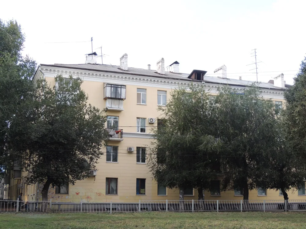 Жилой дом Авиационного завода № 18 им. К. Е. Ворошилова