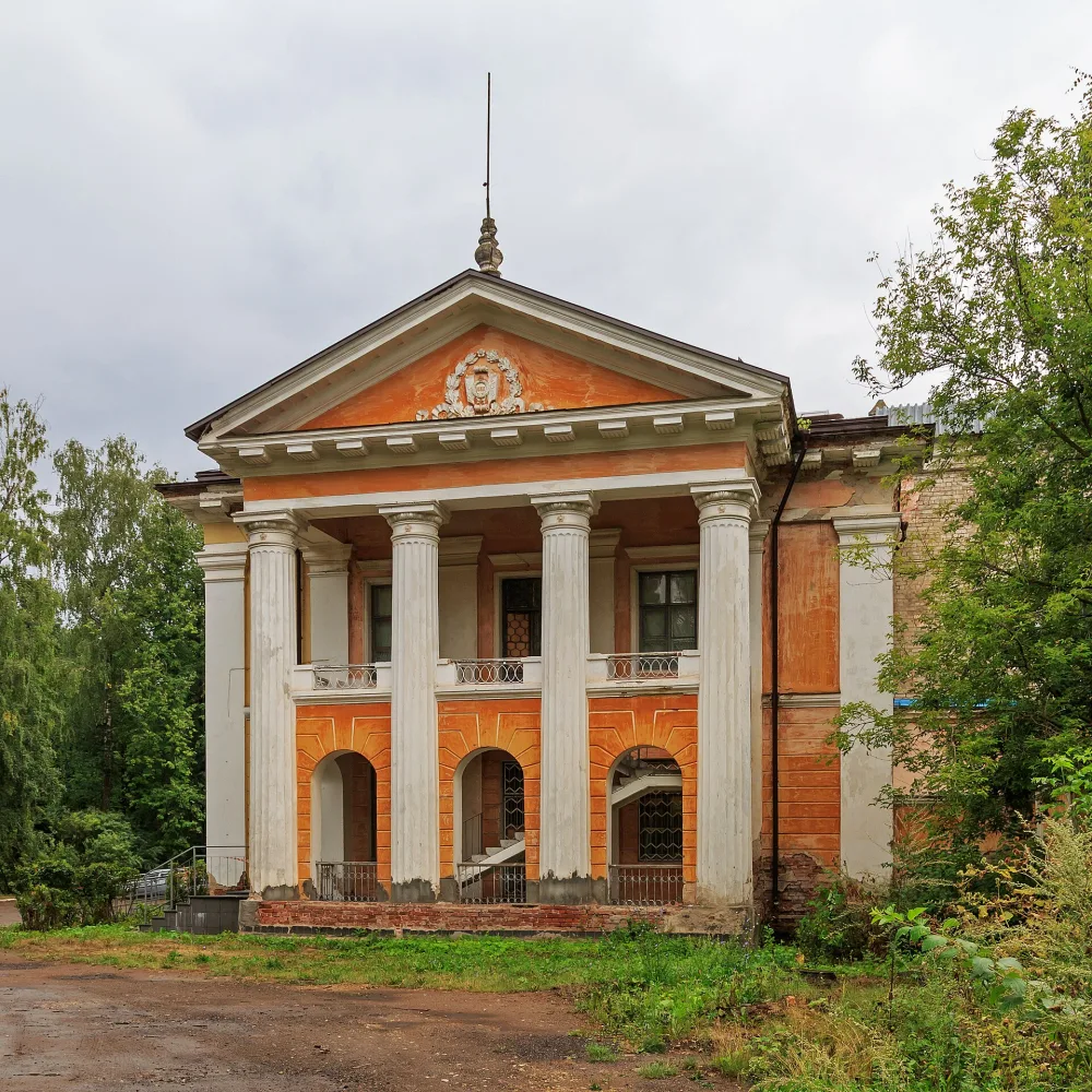 Бывшее здание райкома КПСС (Волжск)