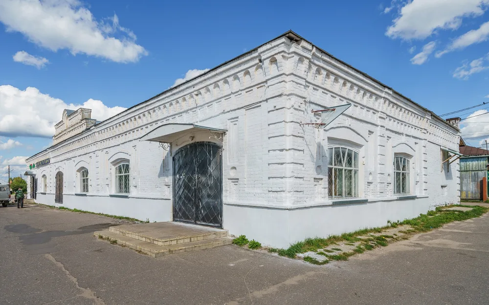 Северный корпус торговых рядов (магазины) (Лух)