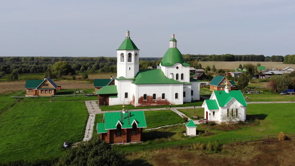 Церковь Прокопия Устюжского Чудотворца (Богоявленская) (Липовка)