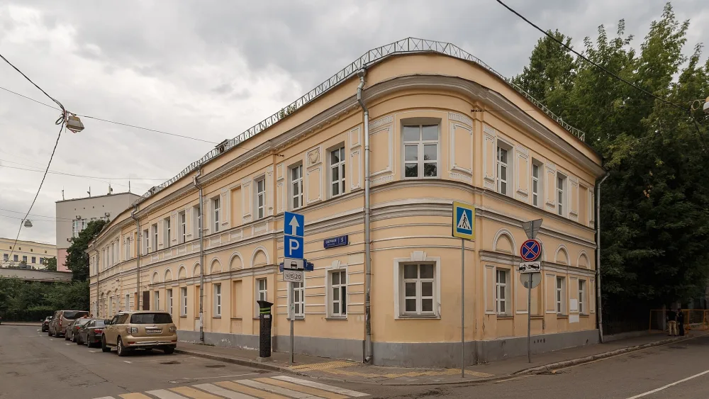 Городская усадьба (Басманный)