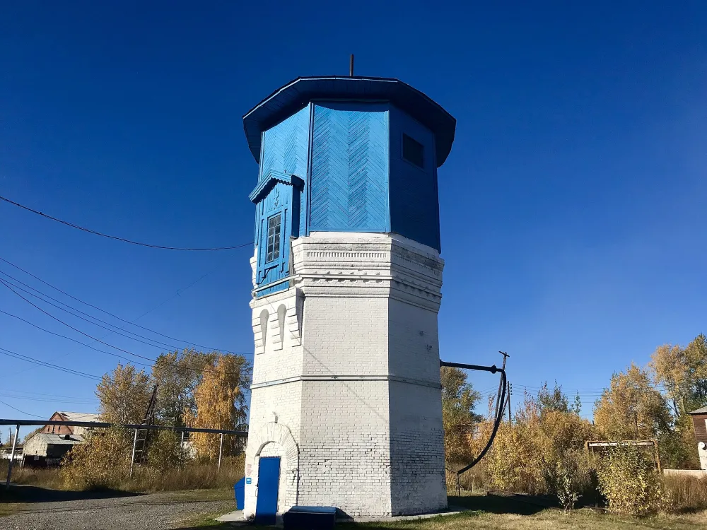Водонапорная башня (Серов)