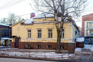 Флигель городской усадьбы нижегородского цехового М.Ф. Телогреева (Нижний Новгород)