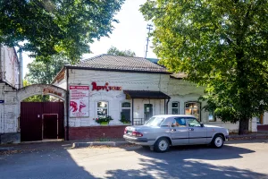 Флигель с торговым помещением (Семёнов)