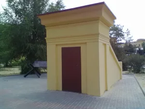 Подземное убежище, где в августе-сентябре 1942 г. находился командный пункт городского комитета обороны и штаб МПВО (Центральный район)