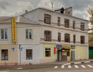 Здание, где размещался штаб 14-го стрелкового полка, который принимал участие в разгроме войск Колчака и Деникина (Егорьевск)