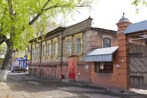 Жилой дом купцов Шиловых (Курган)
