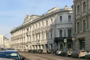 Доходный дом Московского Купеческого банка с магазинами и товарными складами (Тверской)
