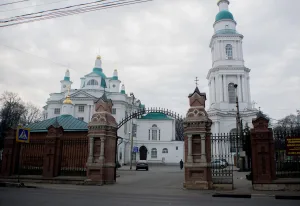 Ограда с воротами Всехсвятского кладбища (Тула)