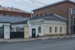 Флигель с погребом (Ярославль)
