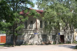 Жилой дом (Осташков)