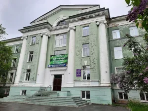 Здание Озёрского технологического института