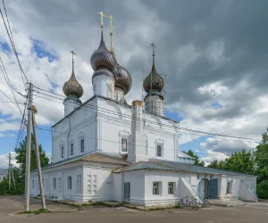 Церковь Воскресения (Лух)