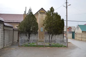 Памятник венгерским красноармейцам-добровольцам, погибшим в борьбе с белогвардейцами (Махачкала)