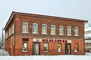 Дом с магазином А.В. Кузнецова (Шуя)