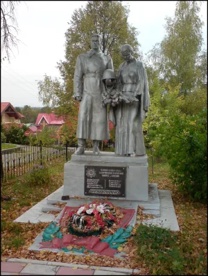 Братская могила советских воинов (Аносино)
