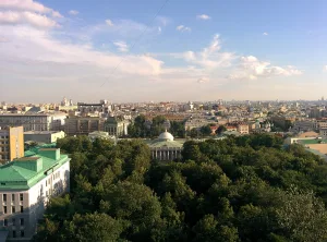 Парк Странноприимного дома (институт Склифосовского) площадью 7.7 га (Мещанский)