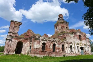 Успенская церковь (Вятское)