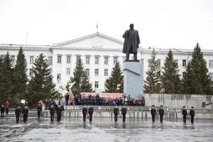 Памятник Ленину (Курган)