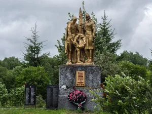 Братская могила (Татаринцы)