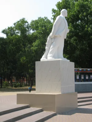 Памятник В.И. Ленину