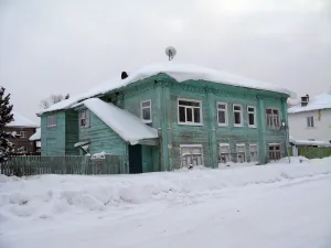 Жилой дом (Белозерск)