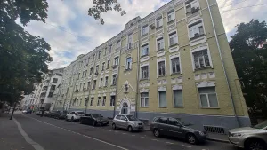 Дом церкви Николая Чудотворца Явленного с залом для общественных собраний и библиотекой (Арбат)